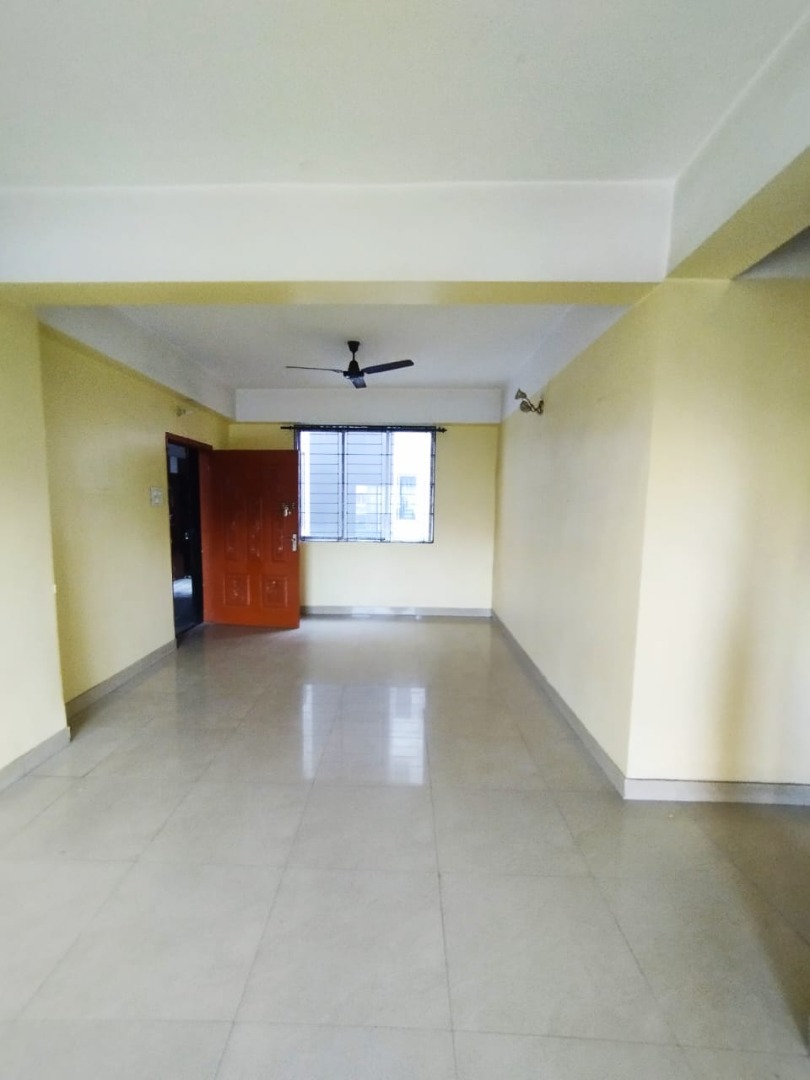 Unfurnished 4bhk in RG Baruah Rd, Zoo Tiniali, Guwahati, Assam, India for Rent